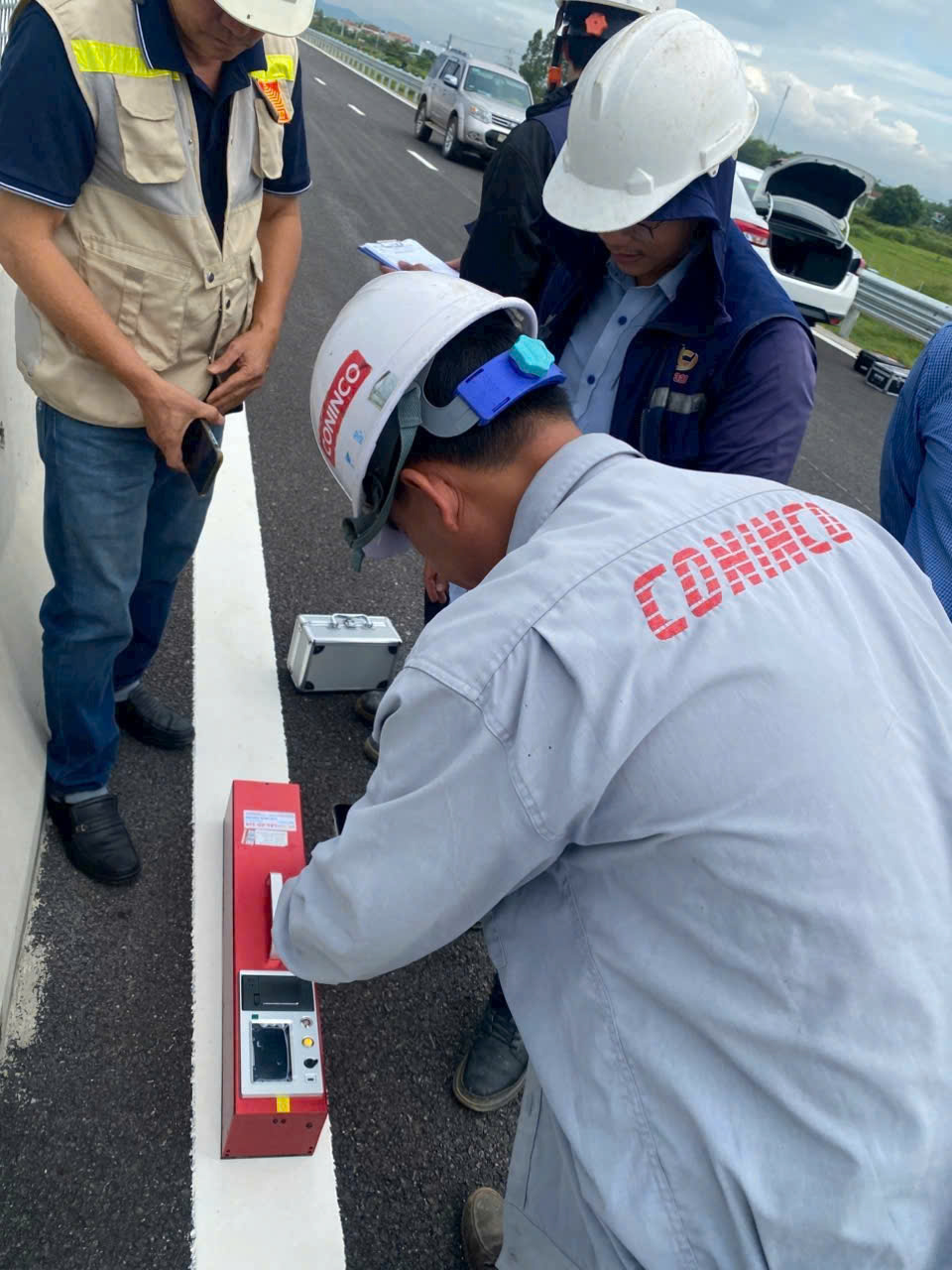 thí nghiệm vật liệu xây dựng gia lai Thí nghiệm sơn kẻ đường